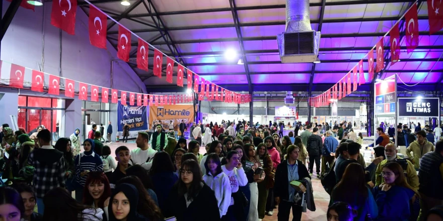 10. Malatya Anadolu Kitap ve Kültür Fuarı ziyaretçi akınına uğruyor