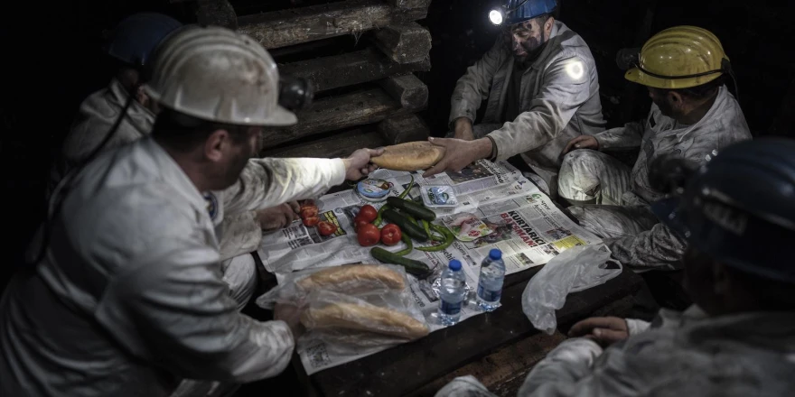 Başkan Geçit, Anadolu Ajansının ‘Yılın Kareleri’ Oylamasına Katıldı