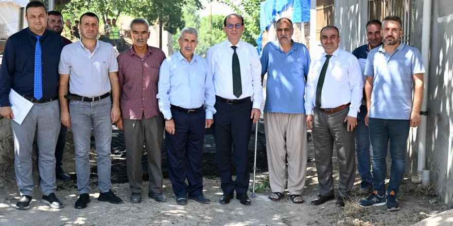 Başkan Geçit, Bostanbaşı’ndaki Yol Yenileme Hizmetlerini İnceledi