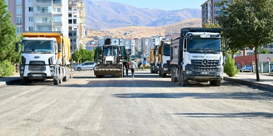 Başkan Geçit, Çilesiz Mahallesindeki Ulaşım Yatırımlarını İnceledi