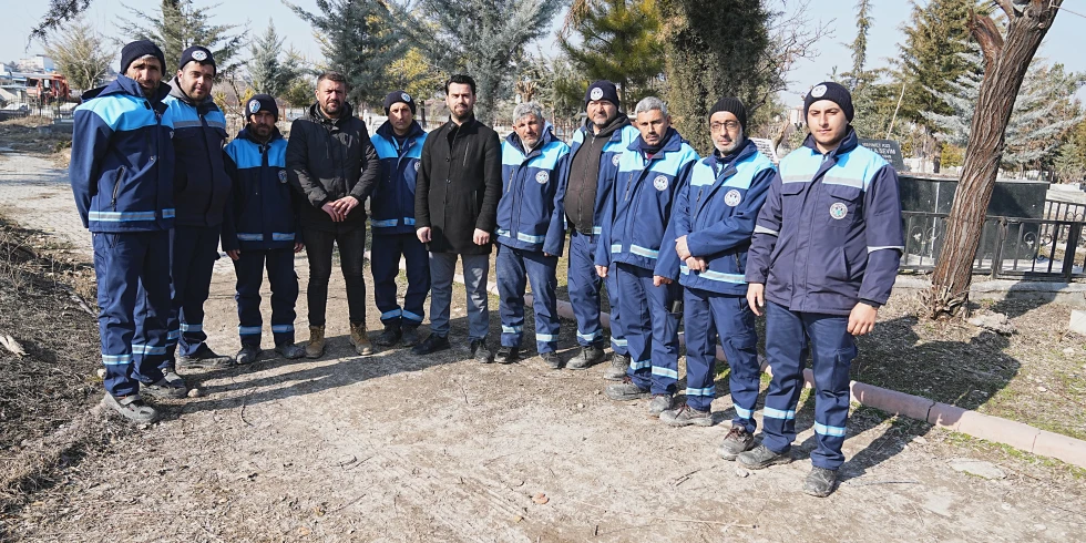 Battalgazi Belediyesi’nden Mezarlıklarda Temizlik Seferberliği