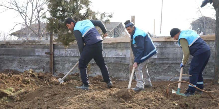 Battalgazi’de Yeşil Alanlar Yenileniyor: Nevzat Er Parkı’nda Çalışmalar Sürüyor