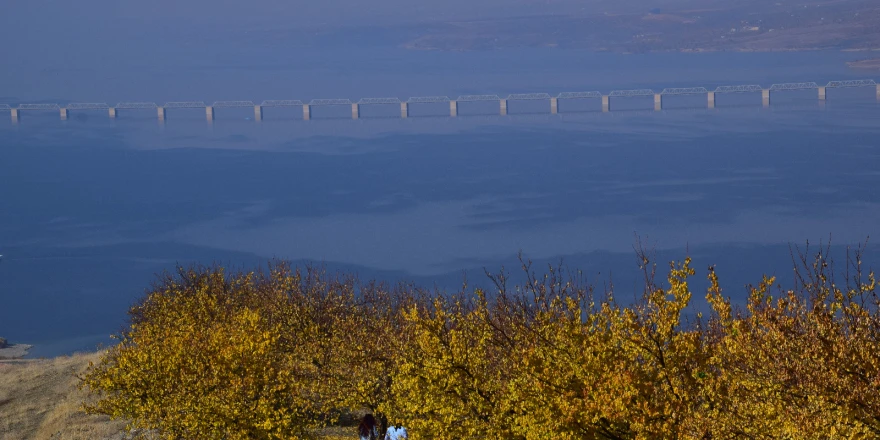 BİLSAM Fotoğrafçıları İzollu’yu keşfetti; İzollu, fotoğrafçıların gönlünü fethetti