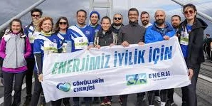 CK Enerji çalışanları, İstanbul Maratonu’nda “Eğitim Hakkı” için koştu