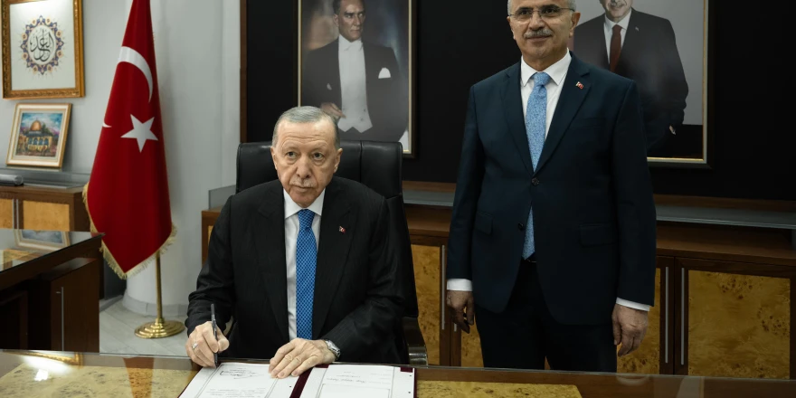 Cumhurbaşkanı Sayın Recep Tayyip Erdoğan Büyükşehir Belediyesini Ziyaret Etti