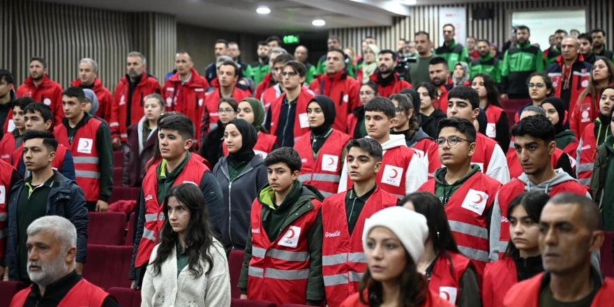 GÖNÜLLÜLER BATTALGAZİ’DE BULUŞTU: “HAZIR OLMALIYIZ”