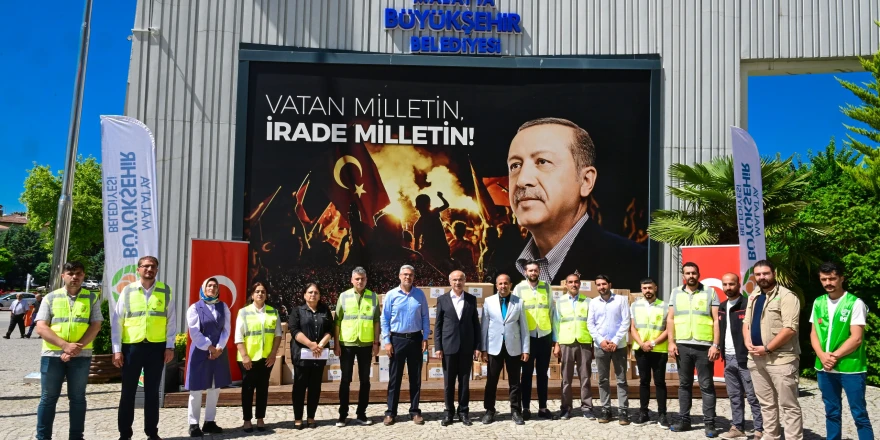 Malatya Büyükşehir Belediyesinden Savaş Bölgesine İlaç Yardımı