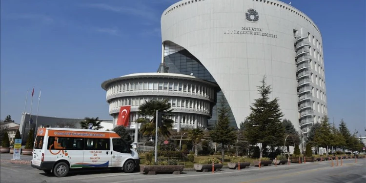 Malatya Büyükşehir Belediyesi Parkmetre Uygulamasını Sona Erdirdi