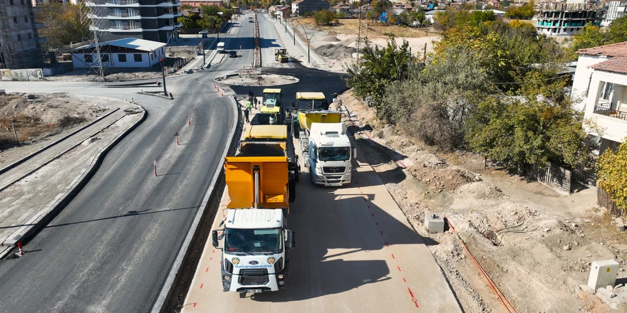 Malatya Büyükşehir Belediyesi Mehmet Akif Üstündağ Caddesi’ni Güvenli Ve Konforlu Hale Getiriyor