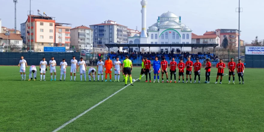 Malatya Yeşilyurt Spor, Viranşehir'i 1-0 Yenerek Liderliğe Geri Döndü!