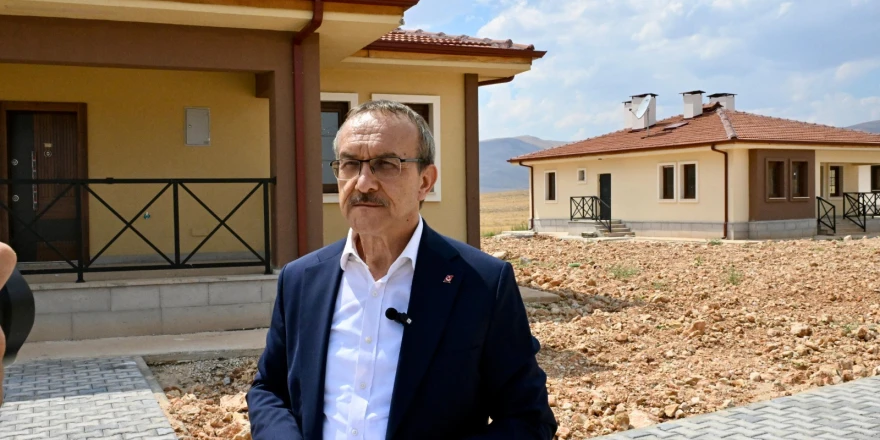 Vali Seddar Yavuz, Depremden Etkilenen İlçelerimizdeki Denetleme ve İncelemelerine Aralıksız Devam Ediyor