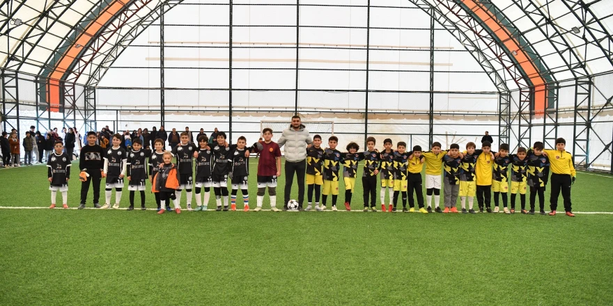 Yeşilyurt Belediyesi Ödüllü ‘Sömestir Futbol Turnuvası’ Başladı