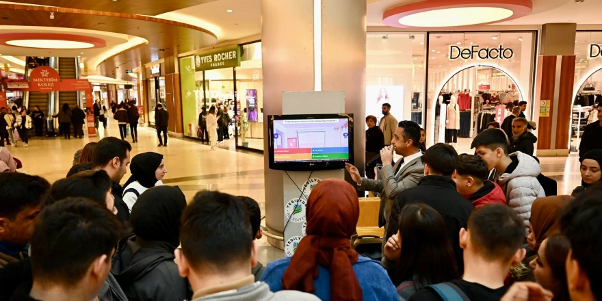 Yeşilyurt Belediyesinin Geleneksel Spor Şenlikleri Büyük İlgi Görüyor